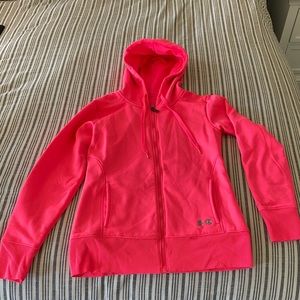 Under armour sweatshirt